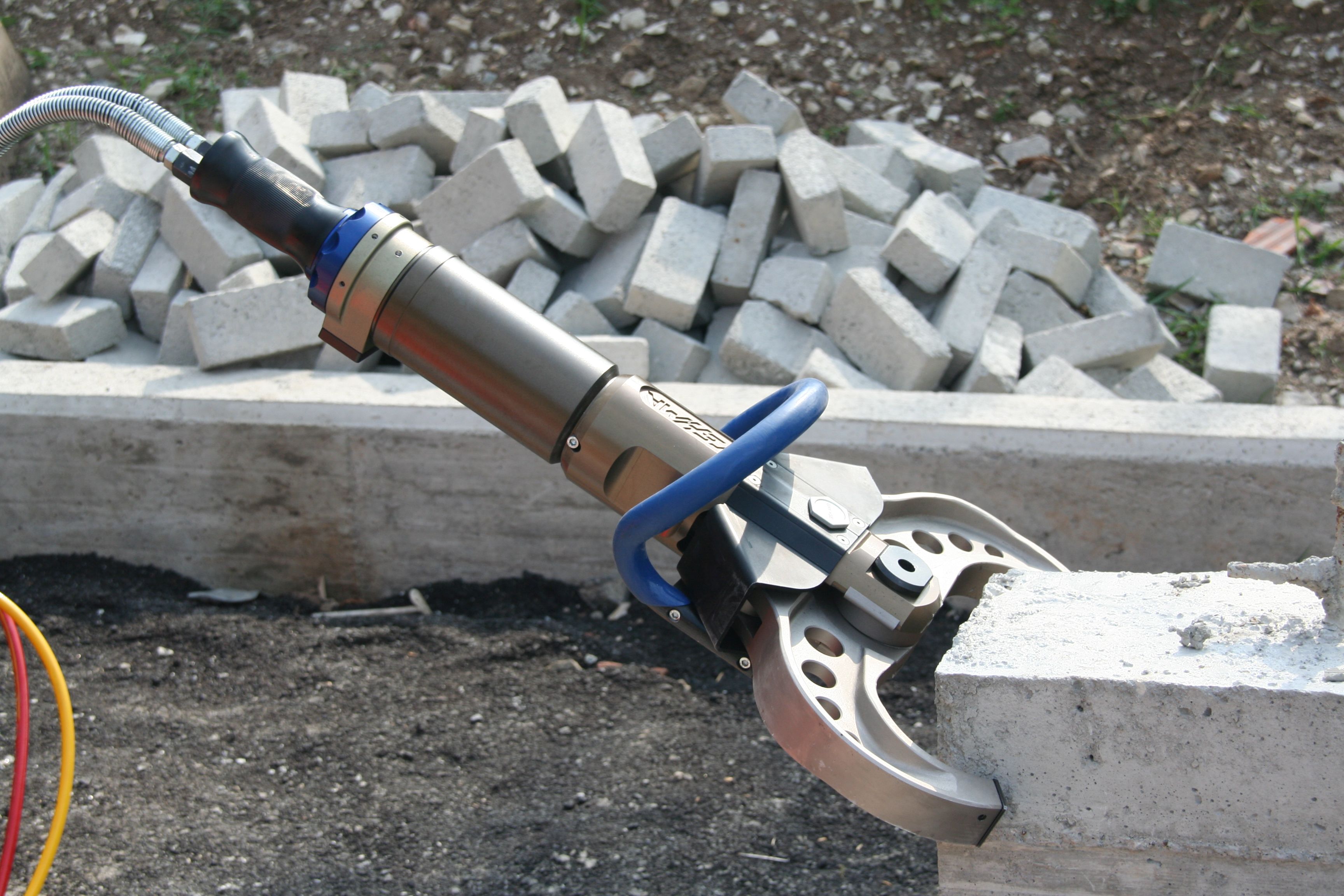 Hidraulikus bontóeszközök-Tehma