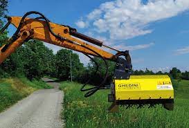 Fúró, szárzúzó, cölöpverő, sövényvágó-Ghedini - Kép 3