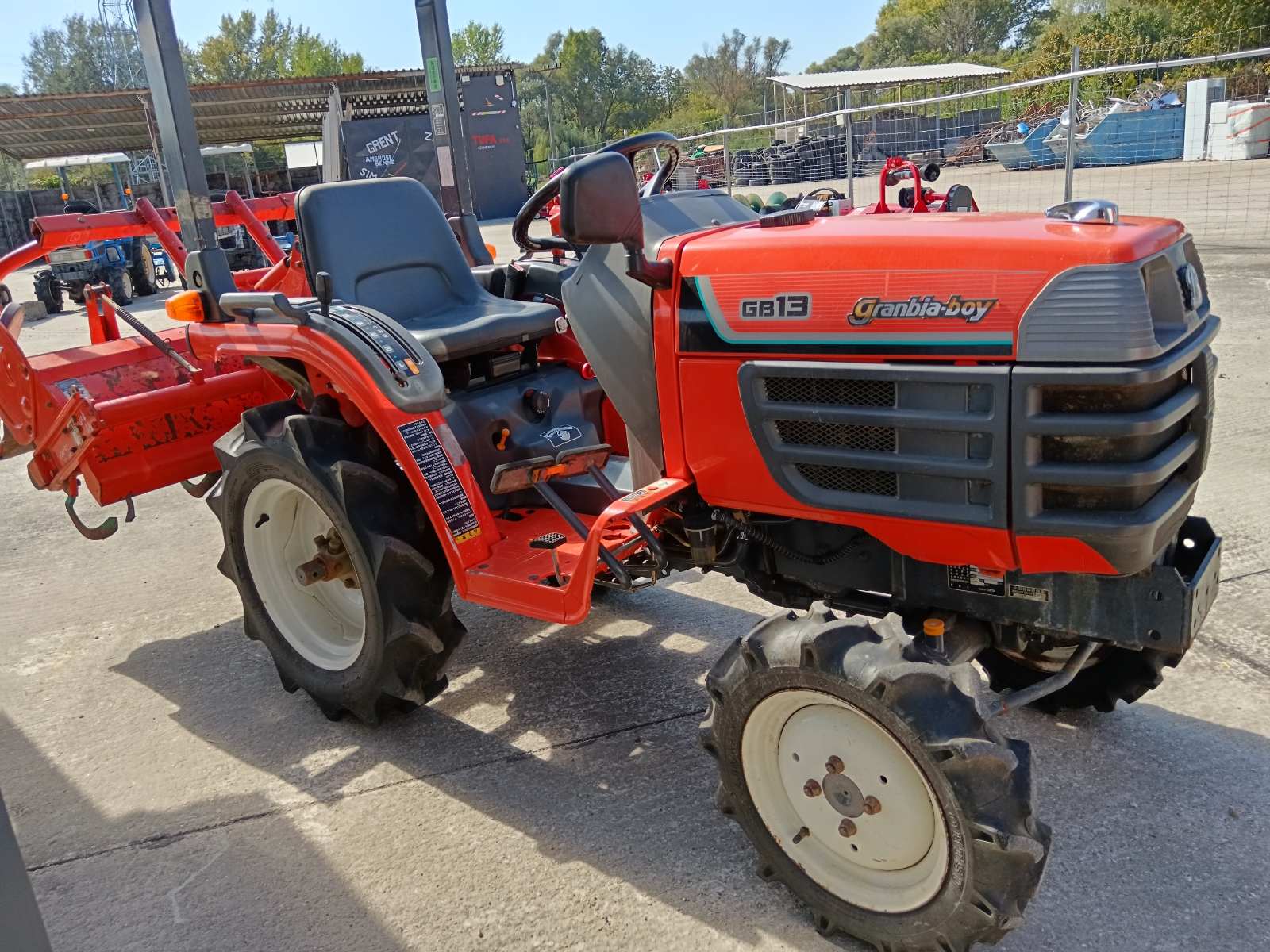 Kubota GB13