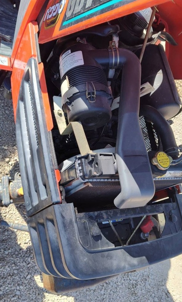 Kubota GB140 lánctalpas hibrid traktor - Kép 3