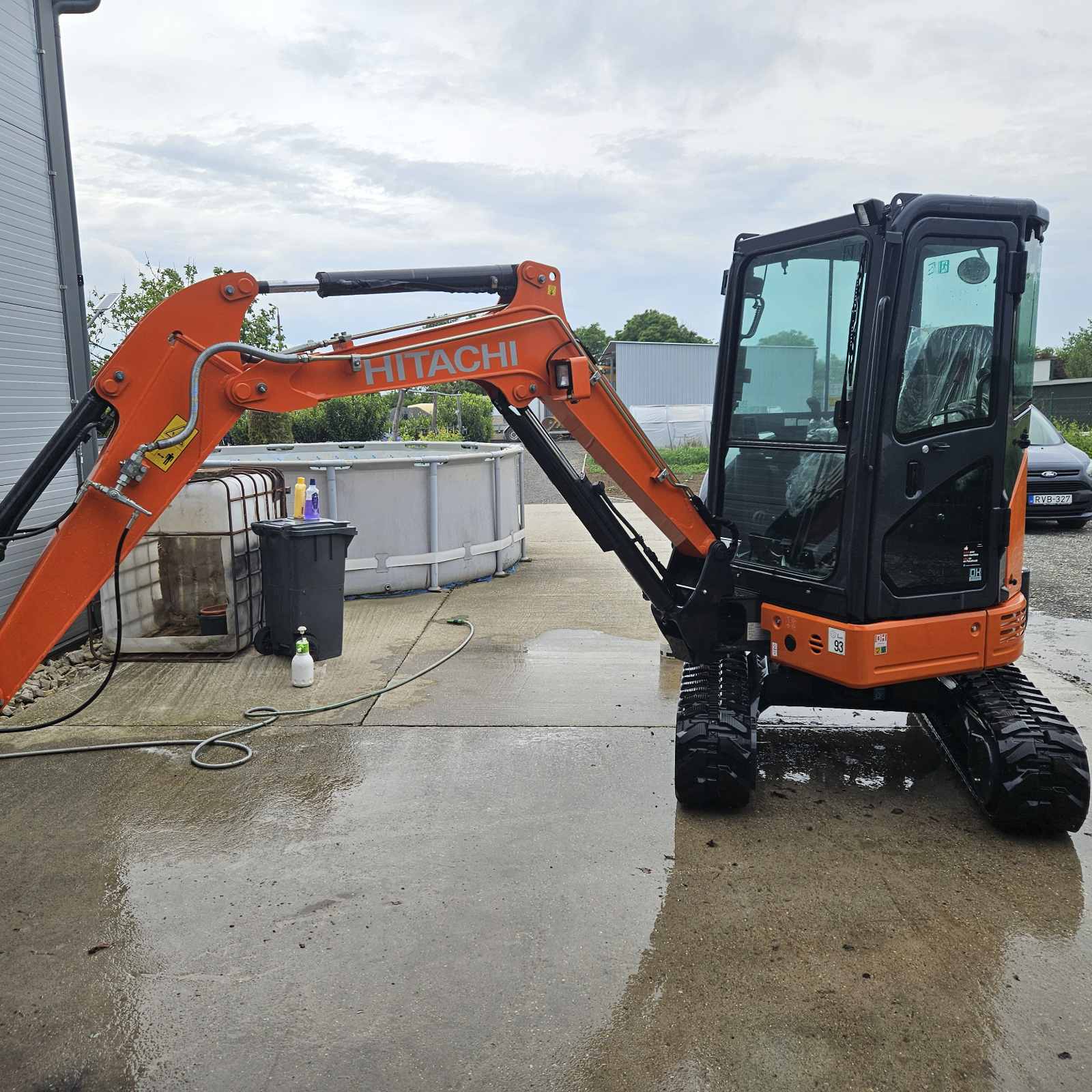 Hitachi ZX26U-6 forgókotró - Kép 2