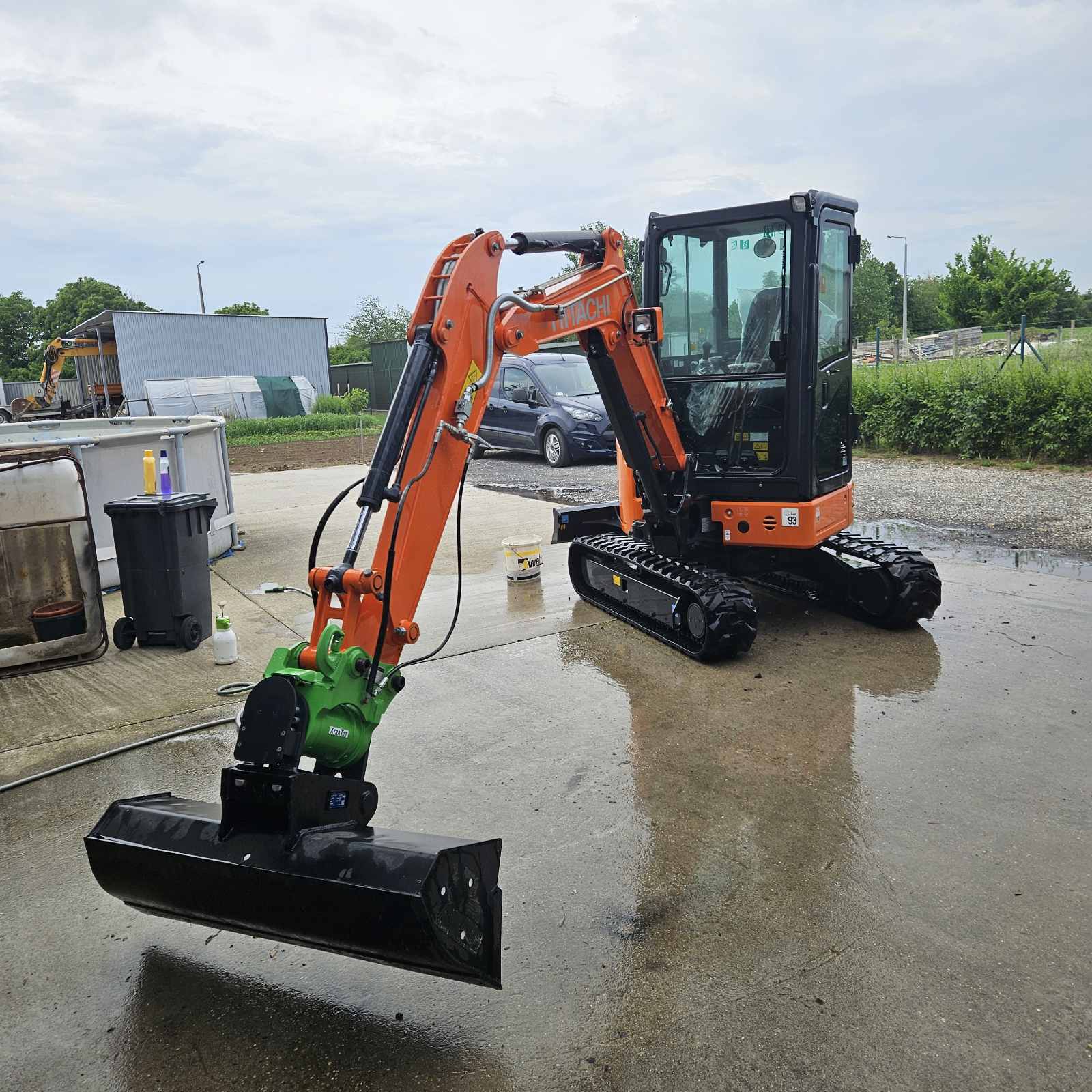 Hitachi ZX26U-6 forgókotró