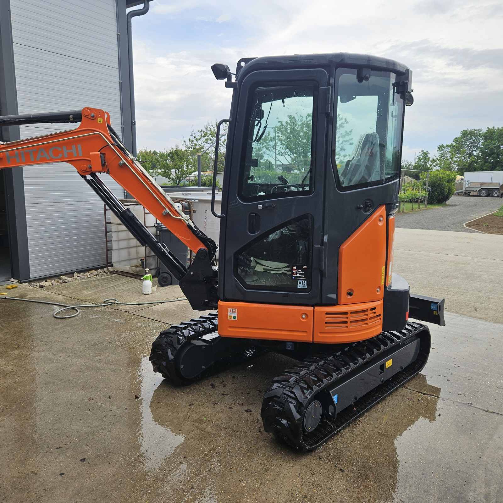 Hitachi ZX26U-6 forgókotró - Kép 7