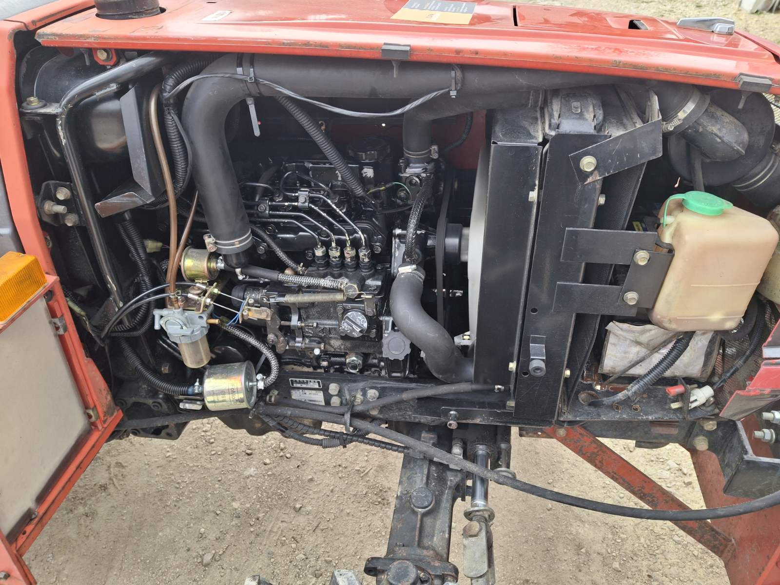 Rendszámos Mitsubitsi MT265 traktor - Kép 2