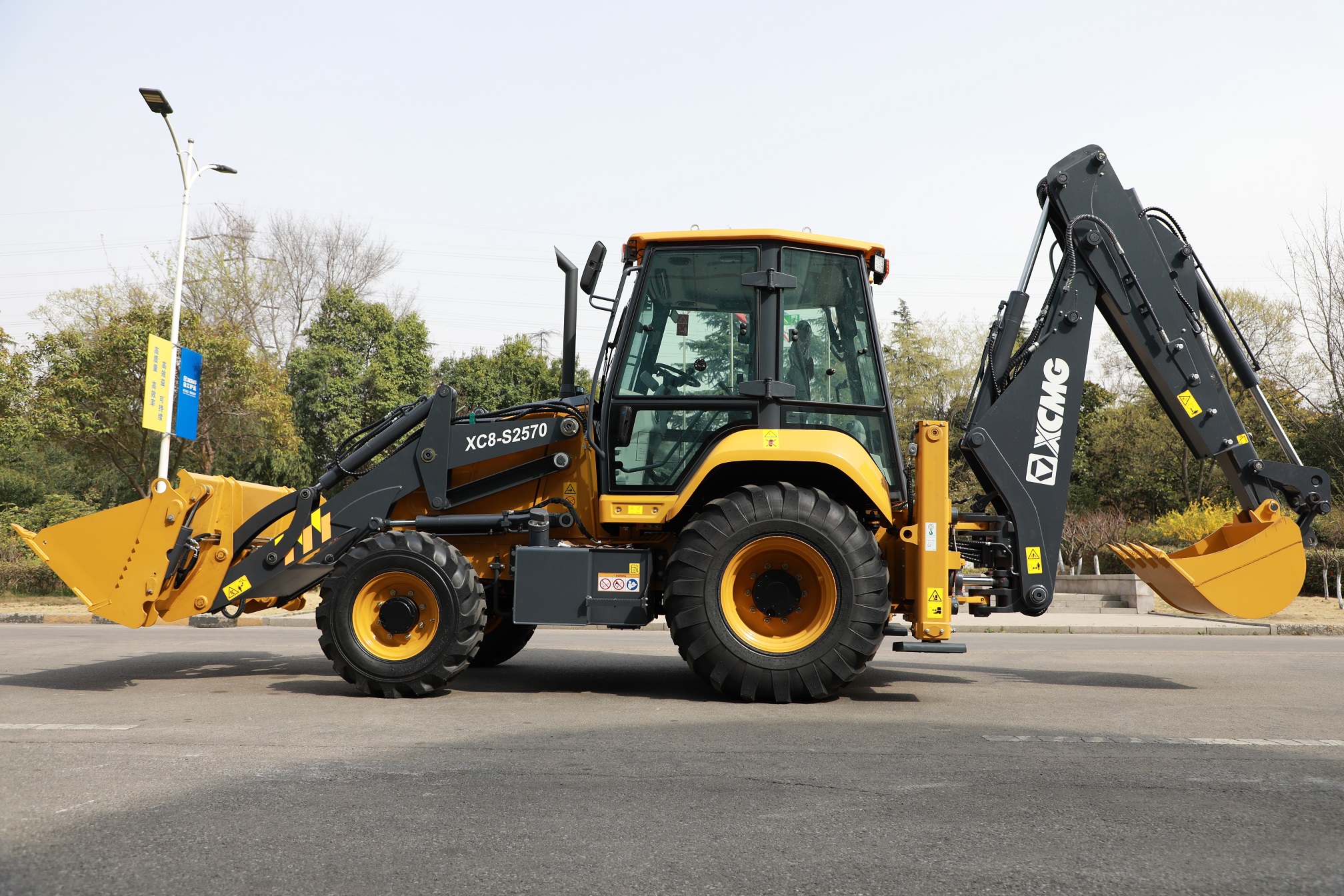 XCMG XC8-S2570 - Kép 1