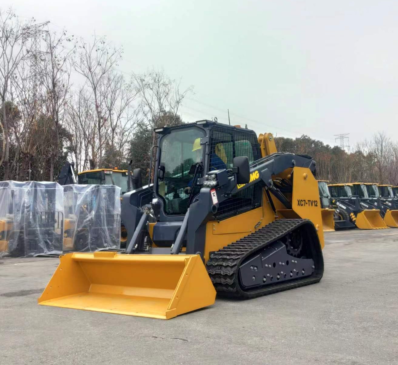 XCMG XC7-TV12 Kompakt rakodó
